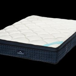 The DreamCloud Premier, Queen, Like New