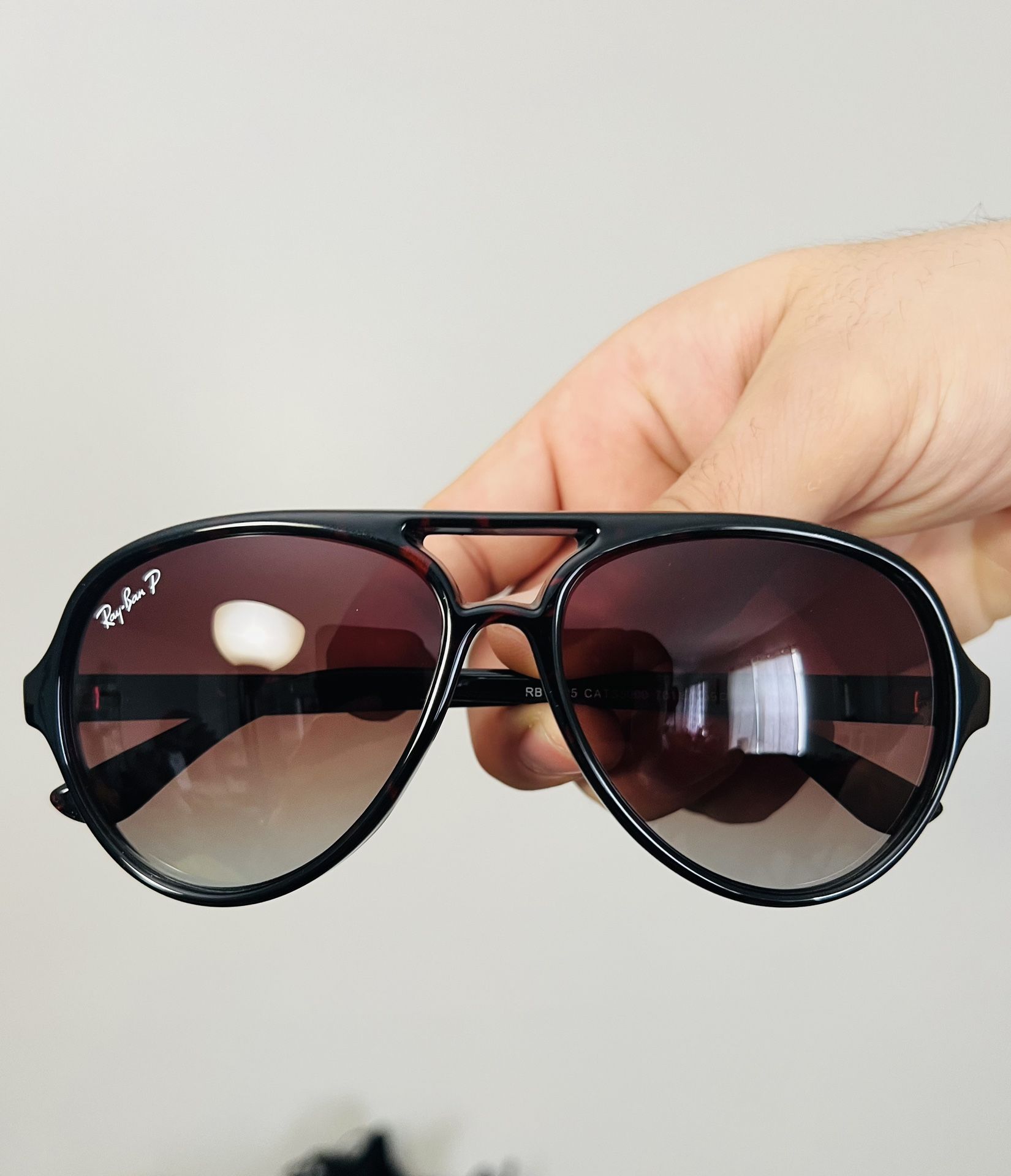 Cats 5000 NEW RayBan Sunglasses with original Ray Ban Packaging