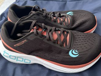 Topo Athletic Specter Road Running