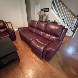 Rooms 2 Go Couches 