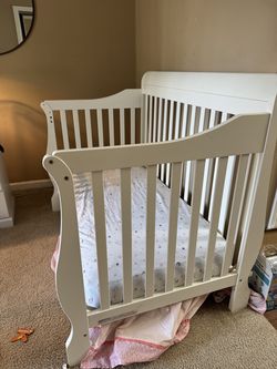 Used 4-1 Crib and Mattress