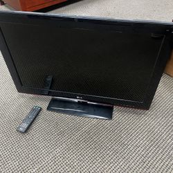 LG TV 32”