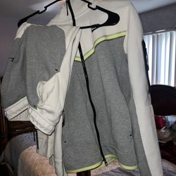 Old Gen Grey/white Nike Tech Full Tracksuit. Small Size In Men’s.