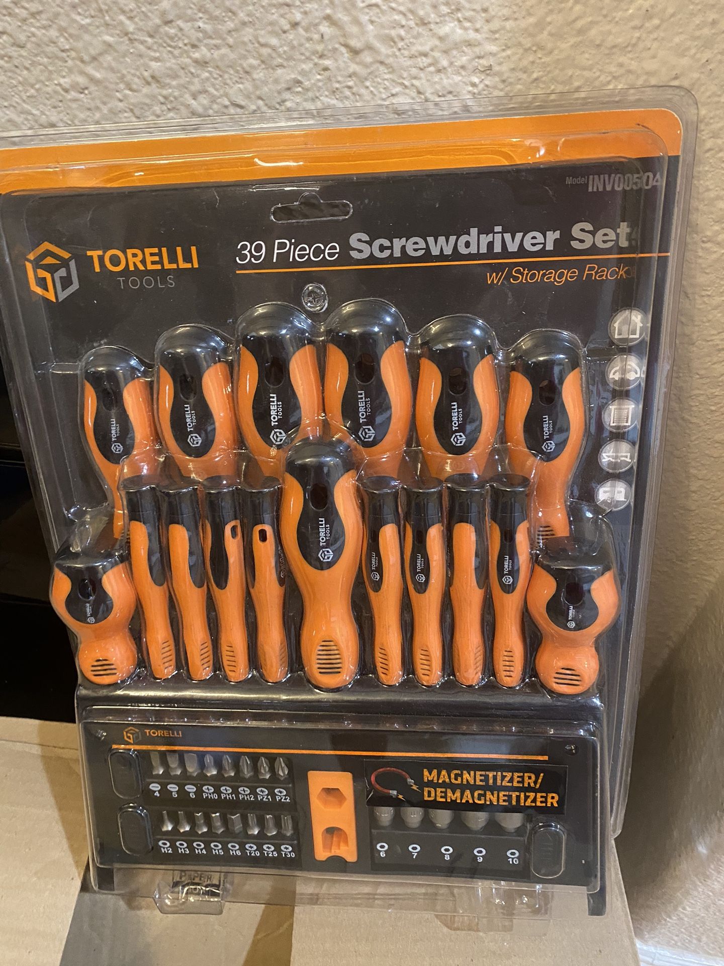 Torelli 39 Piece Screwdriver Set W/storage Rack New