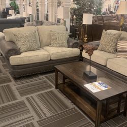 Beautiful Living Room Set 