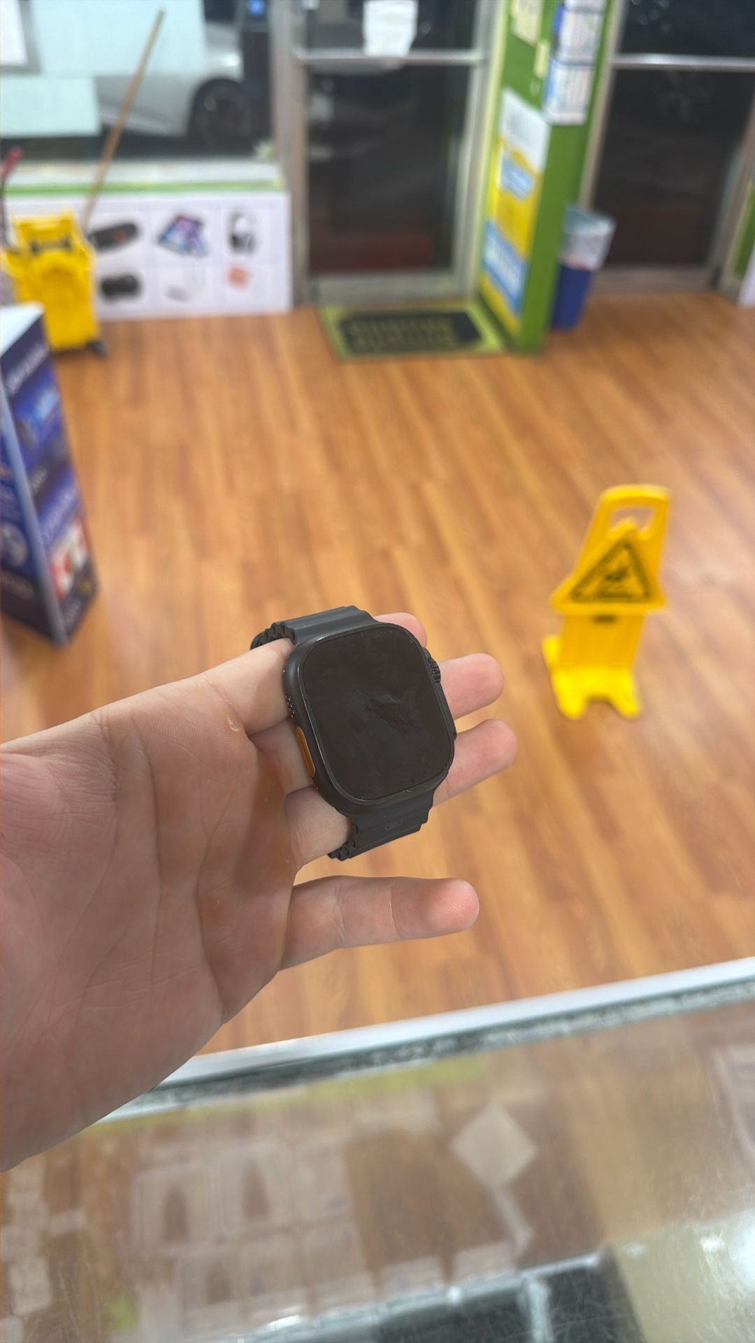 Apple Watch Ultra 2 BLACK GPS + Cellular 49mm Used