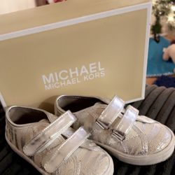 Michael Kors Girls (Size 8)
