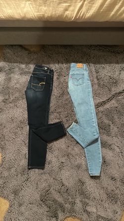 American Eagle and Levi's Jeans Bundle