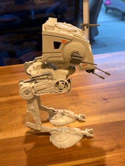 Star Wars AT-ST Walker Model Figure