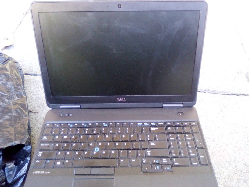 Dell Latitude E5540 Laptop 