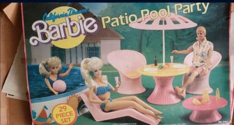 Vintage 1987 Arco California Dream Barbie Patio Pool Party playset