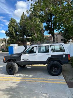 Jeep Cherokee XJ 1990 Full Part OUT Only 1984 through 1996