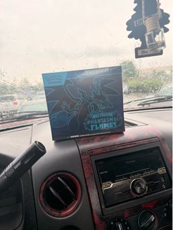 Pokémon Phantasmal Flames ETB