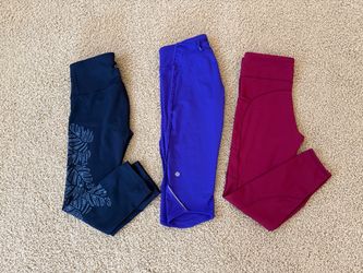 Set of 3 women’s leggings- lululemon, gap, threads 4 thought