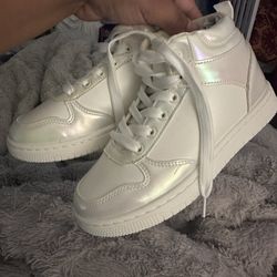 Tennis Shoes