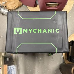 Mychanic Sidekick Stool with Tool Caddy
