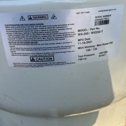 Well Tank Good Great Shape