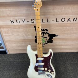 FENDER 011(contact info removed) American Pro II Stratocaster - Maple