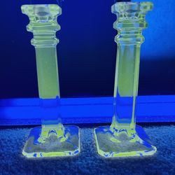 Westmoreland Pillar Candlesticks (Manganese Glow)