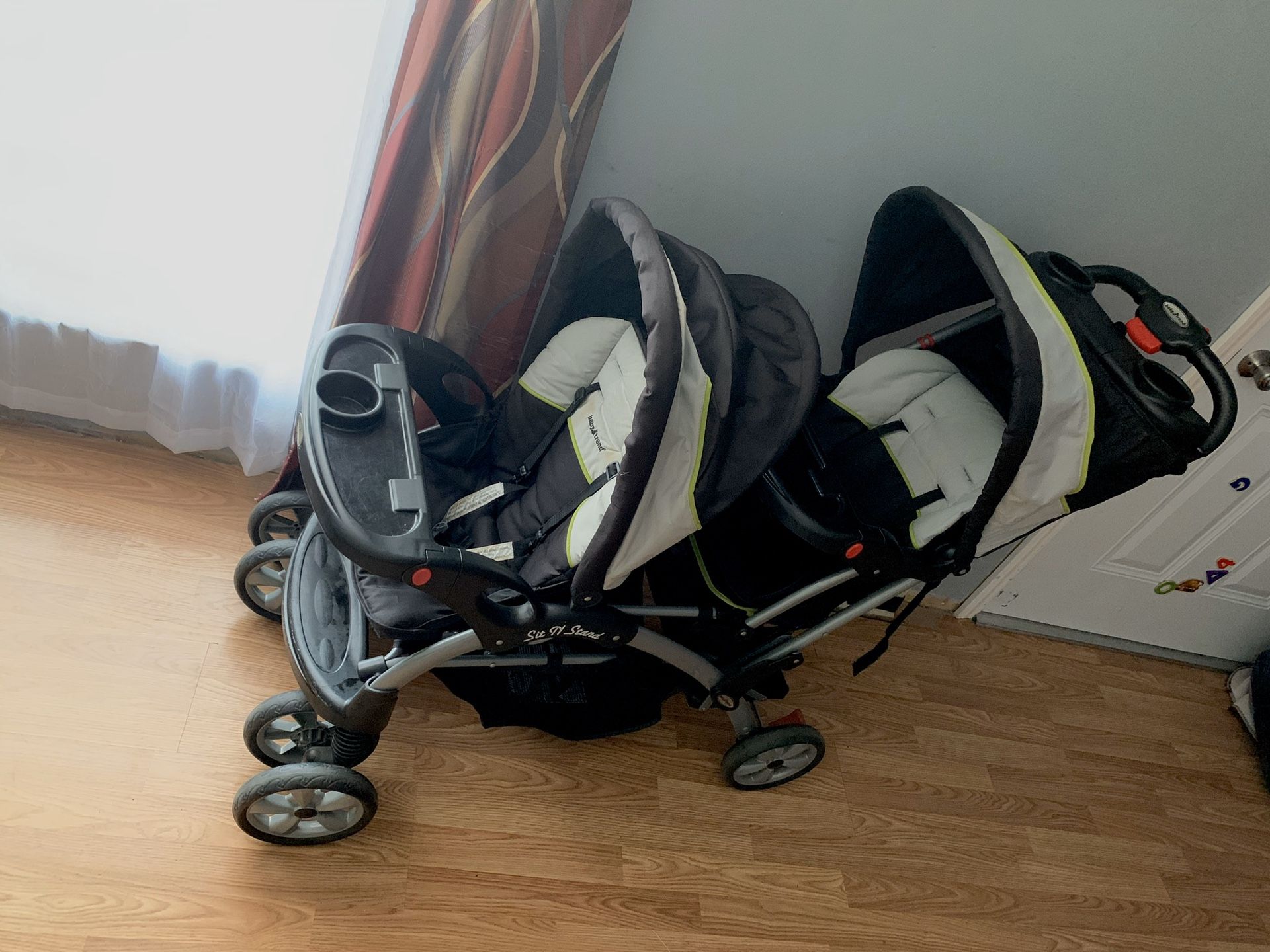 Double stroller baby trend sit and stand