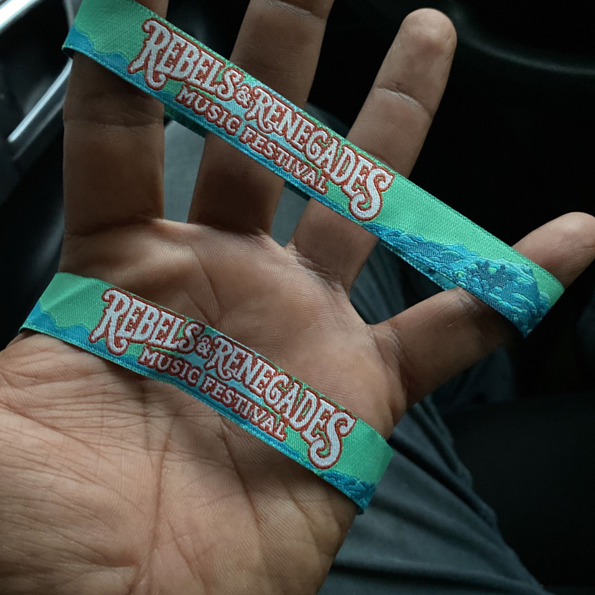2 VIP Bands For Saturday Boots And Renegade 