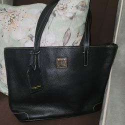 Dooney & Bourke Purse 
