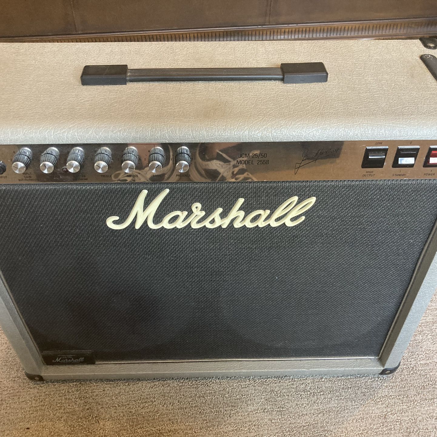 Marshall Amp. 2558