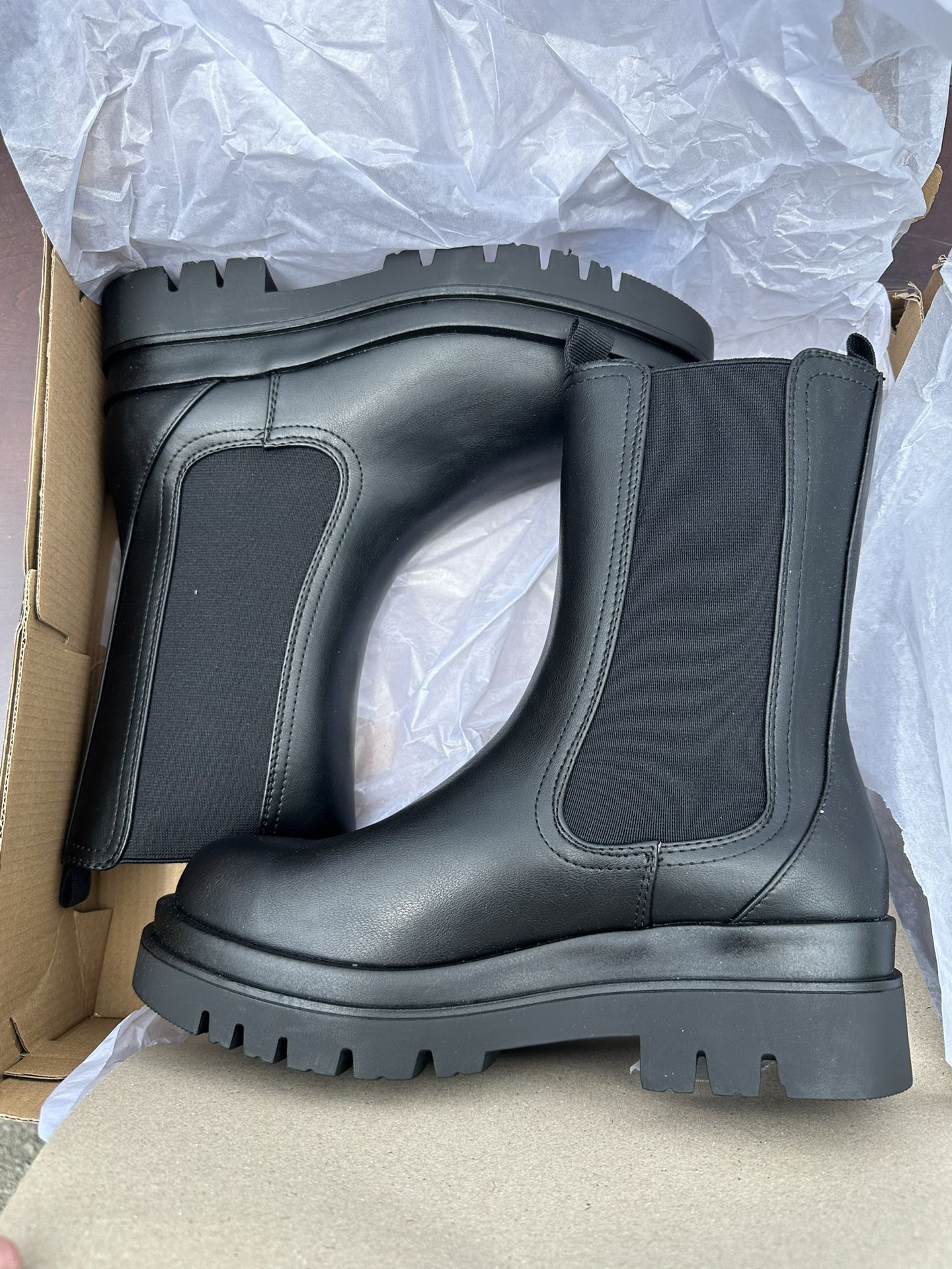 NEW - Shoedazzle Candide Black Caviar Booties - 8.5