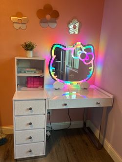 White hello Kitty vanity on sale