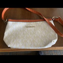 MICHAEL KORS BAG
