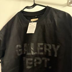 GALLERY DPT SHIRT size L