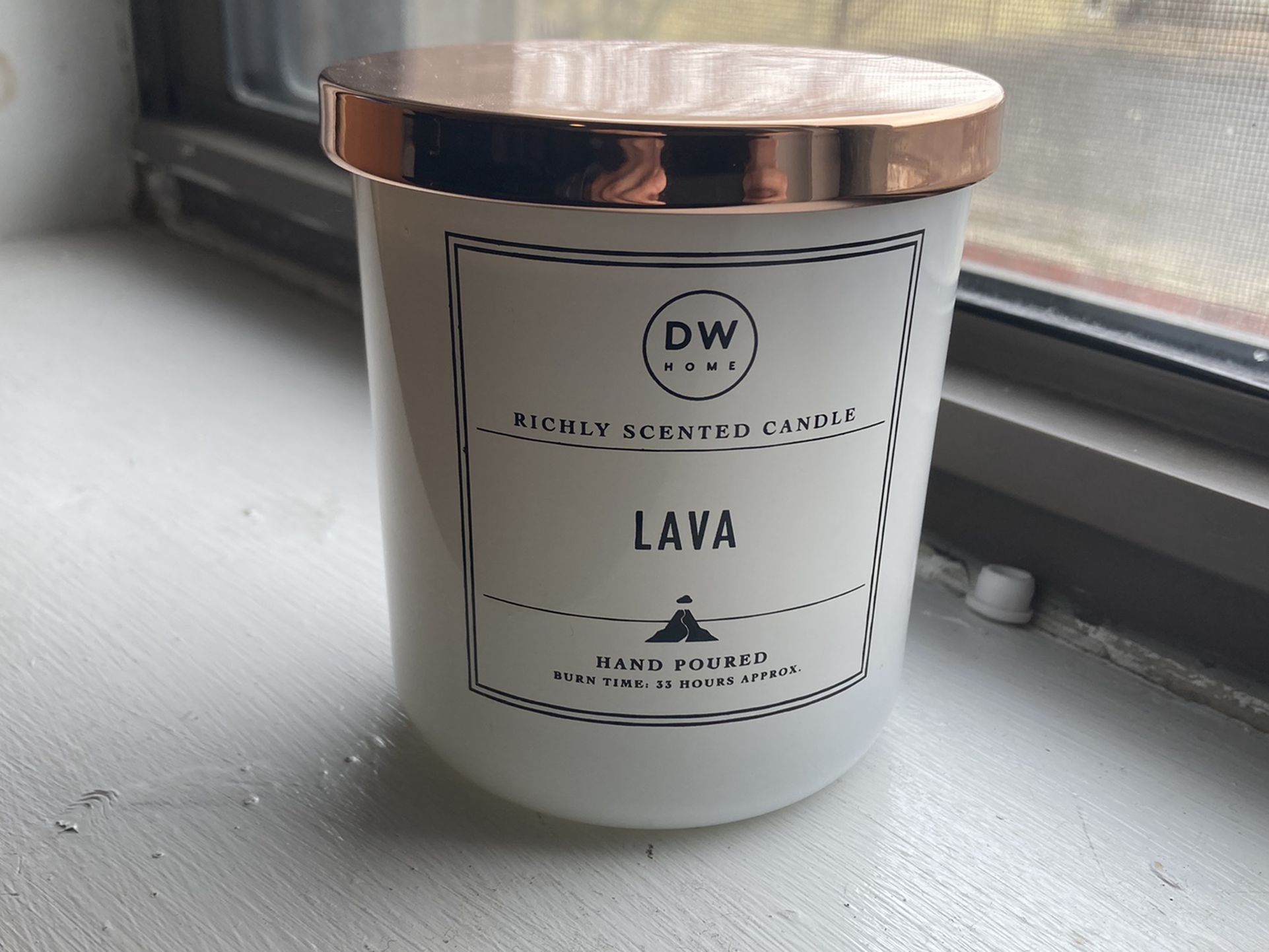 Brand New DW Home Lava candle