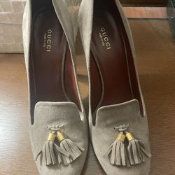 Size 39(size 8 American ) 