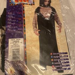 Horror Robe Size Large (12-14)