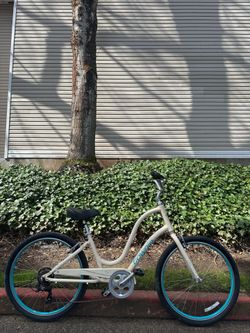 Electra Townie Original 7D Step-Thru Comfort / Cruiser Women’s Bike Low Step Bicycle