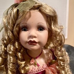 Porcelain Doll Vintage. Delton Fine Collectibles.