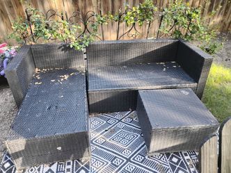 Outdoor wicker set