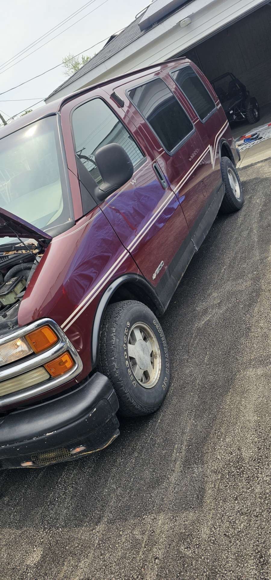 1999 Winnebago Van