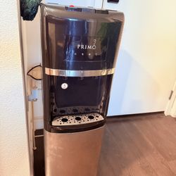 WATER DISPENSER