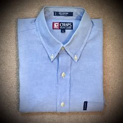 Vintage “CHAPS Ralph Lauren” Mens’ Long Sleeve Shirt