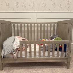 Pottery Barn Nursery 3 Piece Set