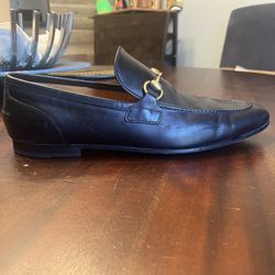 GUCCI JORDAAN LEATHER LOAFER