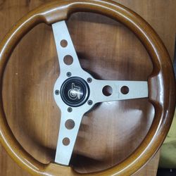 Grant Oak Steering Wheel 