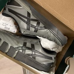 sneaker lot