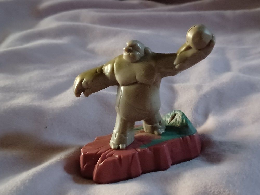 #Disney Frozen 2 Earth Giant Figure McDonald's Happy Meal Collectible Toy