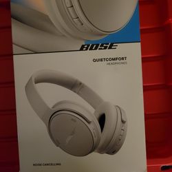 Bose QuietComfort Headphones Noise Cancelling Over-Ear Wireless Bluetooth Earphones, White Smoke