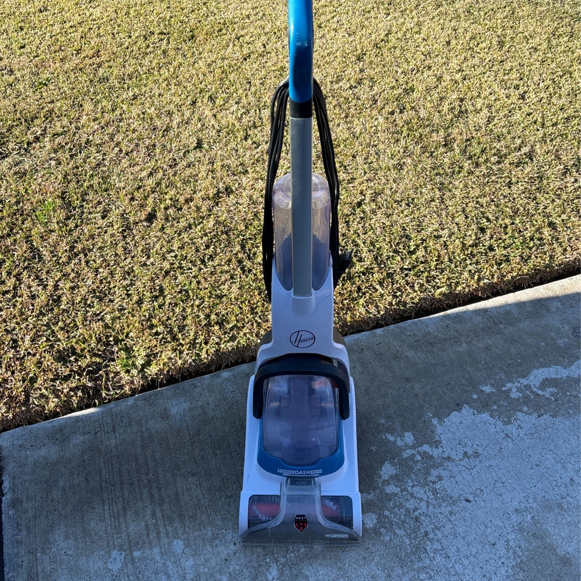 Hoover Power Dash Pet Carpet Shampooer for Sale in Moreno Valley, CA