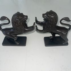 VINTAGE BOMBAY CO. BRITISH IMPERIAL LION DESIGN BOOKENDS - SET (2)