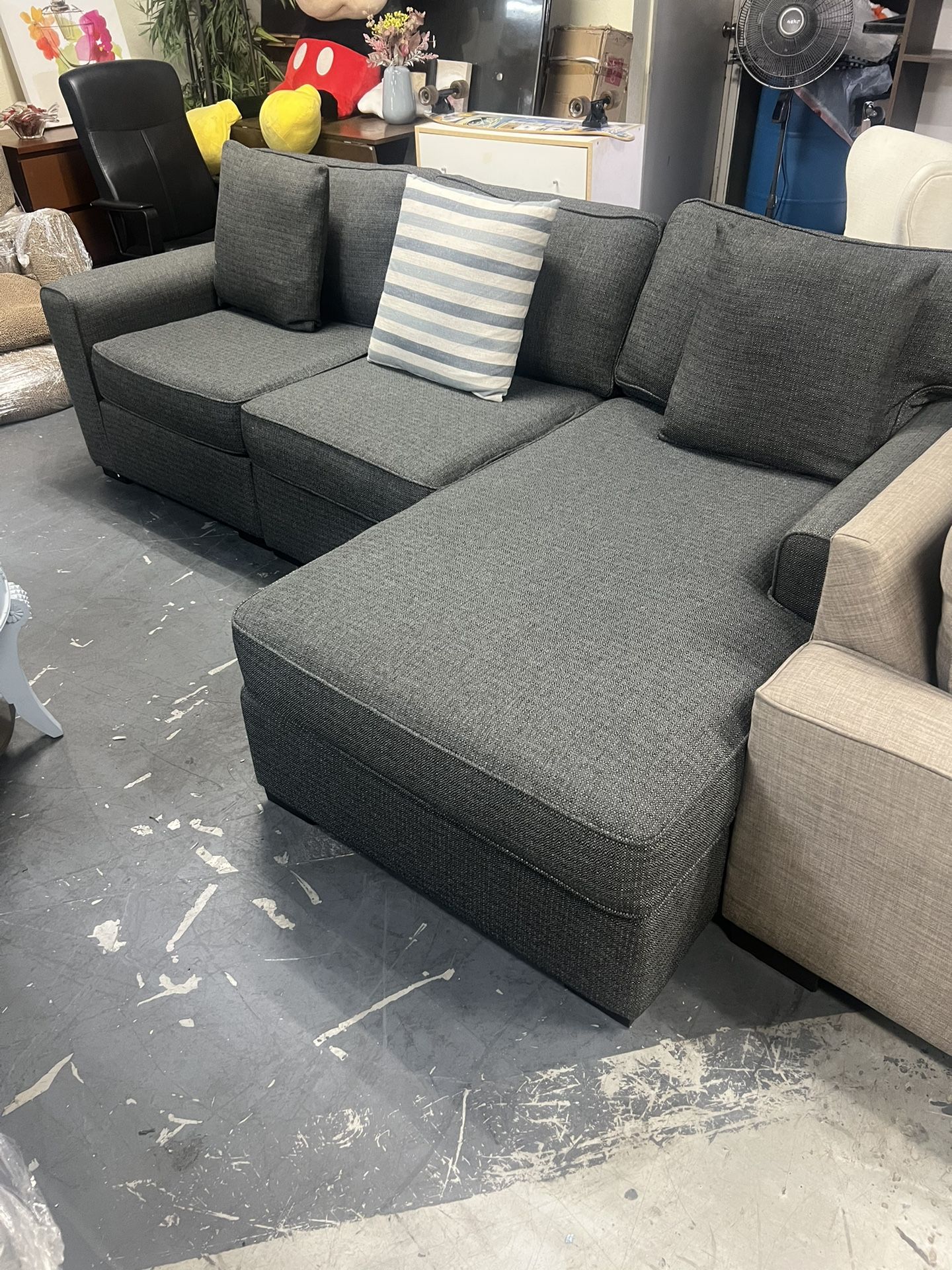 Sectional couch