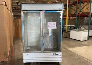 NSF Merchandiser Refrigerator 2 glass door cooler G1.2BM2F wing